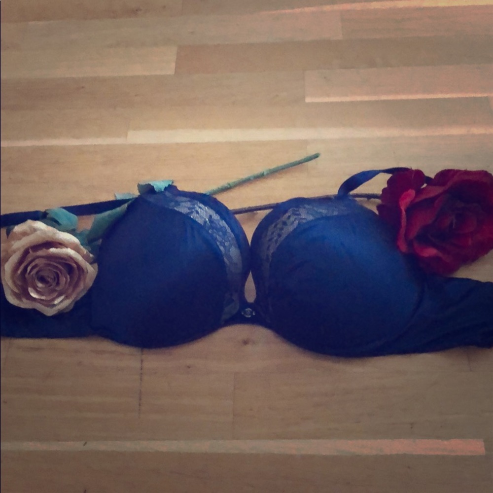 Navy Blue Victoria Secret Bra
